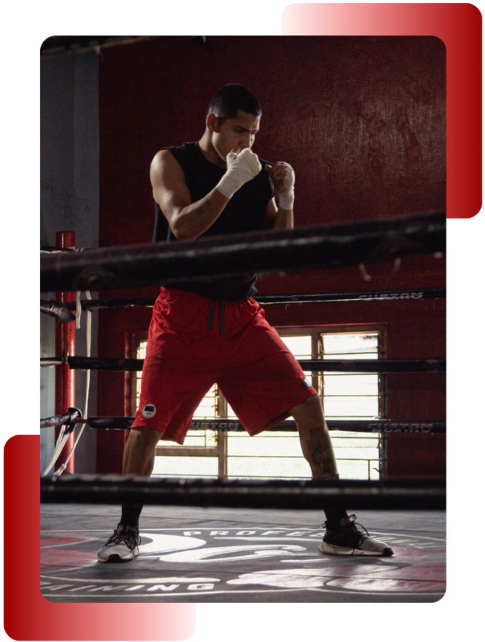 Boxer training at Dragon Health and Fitness